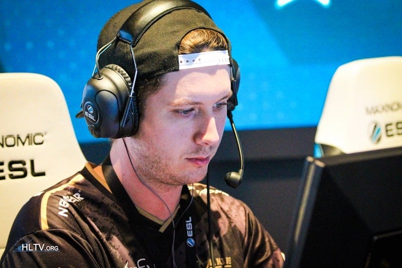 ASUS ROG Winter first invitations