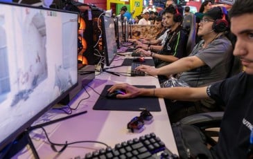 Cómo convertirse en booster de Counter Strike 2 y ganar dinero en un marketplace